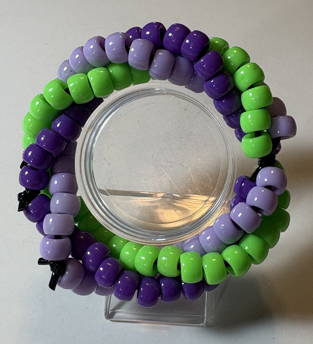 Helicoid Bead Bracelet in Purple, Lavender & Green – Handmade Pony Bead Jewelry